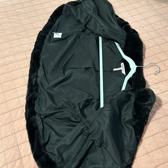 BCBGeneration - Picture 3 of 3